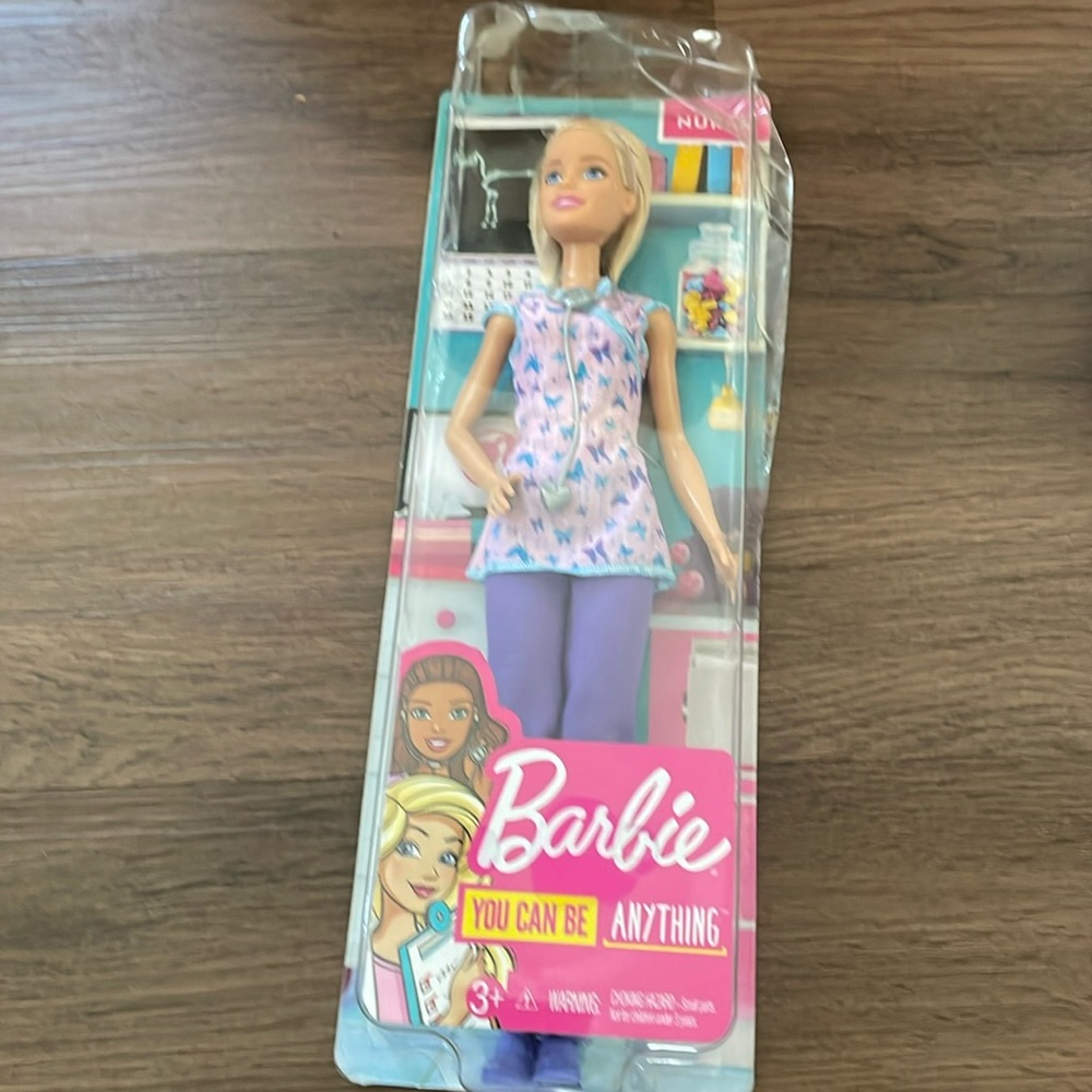 Barbie Mattel Career Scientist Can. Be Anything Doll Barbie NWT